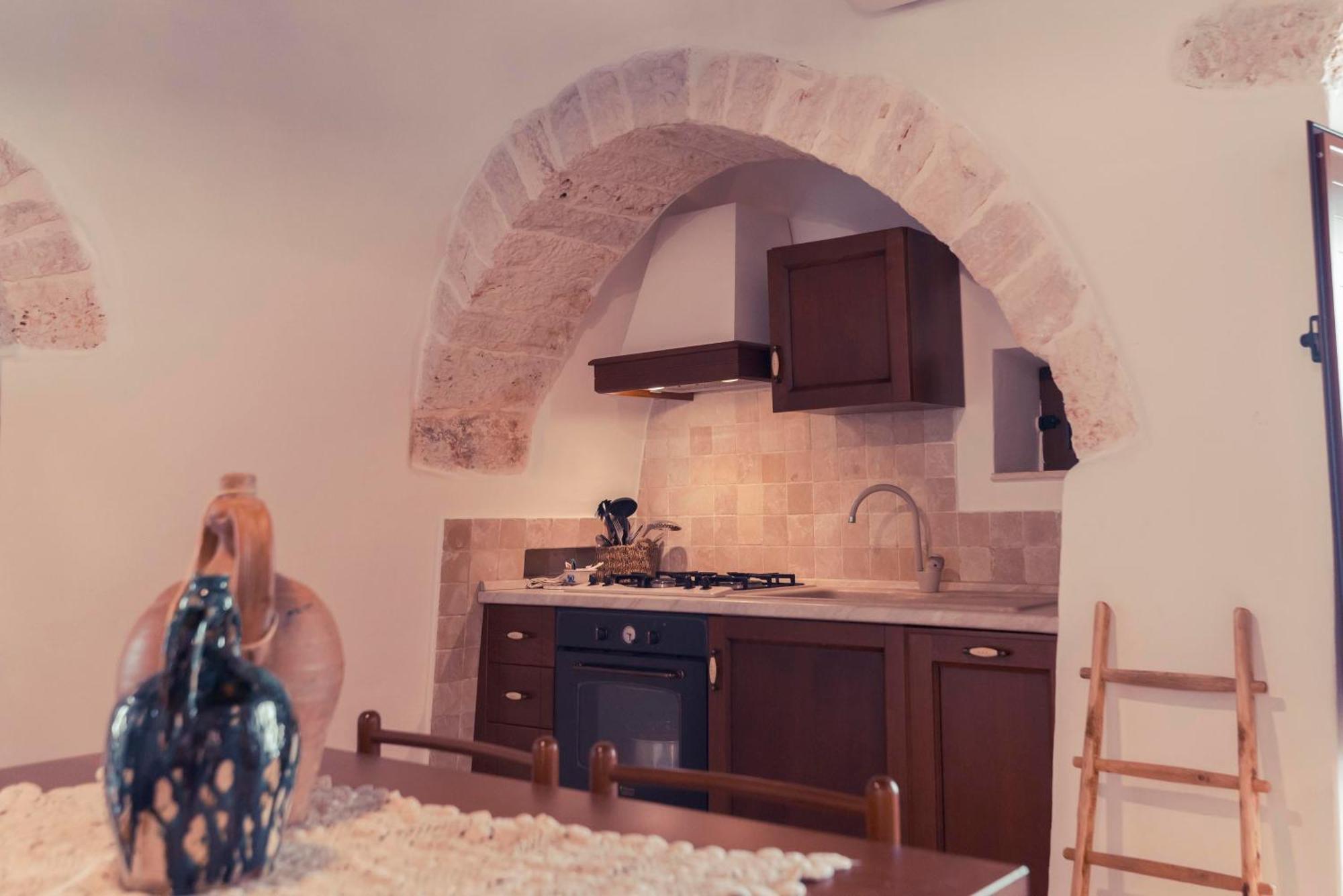 Studio,1743025071:JPEG